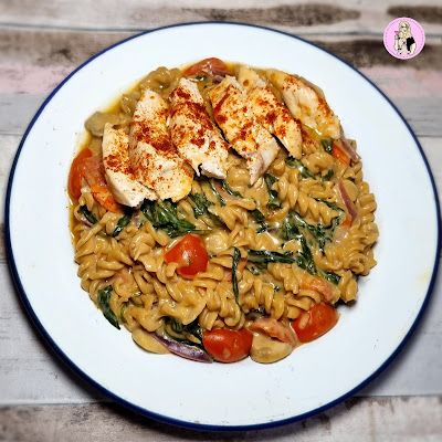 Pasta Recipe Healthy, Low Calorie Pasta Recipes, Slimmingworld Recipes, Low Calorie Pasta, Chicken Pasta Salad Recipes, Pasta Calories, Sweet Chilli Chicken, Fakeaway Recipes, Chicken Pasta Recipes Healthy