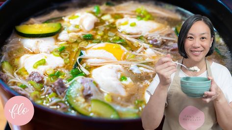 Korean Comfort Food, Sundubu Jjigae, Tofu Stew, Korean Kitchen, Food Simple, Simple Food, Afterschool Activities, Cooking Videos, New Chinese