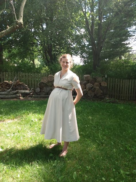 1930s Maternity Dress, 1940s Maternity Fashion, Vintage Maternity Dress, Vintage Maternity Outfits, 1930s Summer Fashion, Cream Maternity Dress, Vintage Maternity Clothes, Maternity Vintage, Maternity Evening Gowns