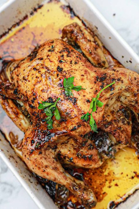 Herb Roasted Chicken Recipe Mini Whole Chicken Recipes, Garlic Herb Roasted Chicken, Garlic Butter Roasted Chicken, Roasted Chicken Whole, Baked Whole Chicken Recipes, Best Roast Chicken Recipe, Roasted Whole Chicken, Whole Baked Chicken, Best Roasted Chicken