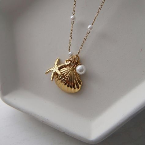 get summer ready with our ‘by the shore’ necklace 🐚🌊🏝️ all our jewelry is tarnish free and water resistant so it’s perfect for all your summer adventures 🫶 Get Summer Ready, Summer Jewellery, Fancy Jewelry Necklace, Mother Milk, Diy And Crafts Sewing, Wire Jewelry Designs, Shine Bright Like A Diamond, Summer Linen, Summer Necklace