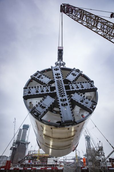 Giant Tunnel Boring Machines Lowered For Northern Line Extension | Londonist Underground Construction, Soul Water, Chaos Star, Tunnel Boring Machine, Pillars Of Creation, Welding Rigs, Heavy Construction Equipment, Female Pilot, Angel Images