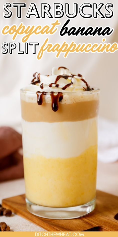 This Starbucks copycat banana split frappuccino is the perfect summer drink that hits the spot! This iced coffee drink has three frosty layers that will cool you down. First, you have frozen bananas blended, then whipped heavy cream, then a frozen coffee blend, garnished with some more whipped cream and a drizzle of chocolate sauce.   https://www.rfr.bz/ple00om Banana Coffee Drink, Non Alcoholic Drinks Healthy, Frozen Coffee Drinks Recipes, Barista Recipes, Drinks Nonalcoholic Easy, Flourless Mug Cake, Winter Drinks Alcoholic, Barista Recipe, Frozen Coffee Drinks