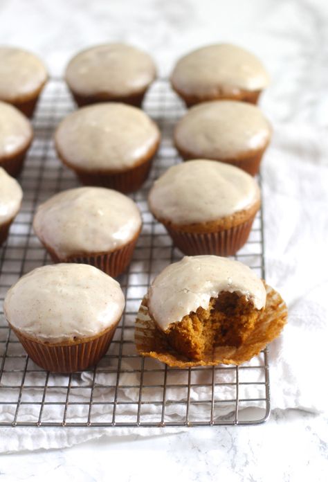 Pumpkin Muffins with Brown Butter Glaze Brown Butter Glaze, Pumpkin Cravings, Homemade Banana Pudding, Butter Glaze, Pumpkin Muffin Recipes, Pastry Flour, Pumpkin Muffins, Delicious Pumpkin, Breakfast Treats