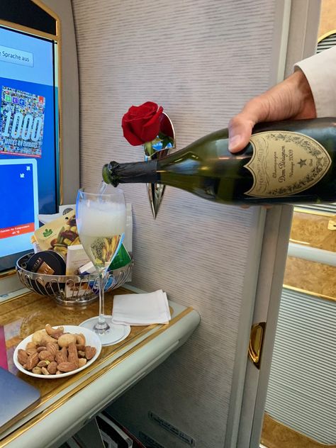 Emirates Business Class Aesthetic, First Class Flight Aesthetic, First Class Aesthetic, First Class Airline, Heavens Gate, First Class Flights, Business Class Flight, Serving Bar, Luxury Lifestyle Women