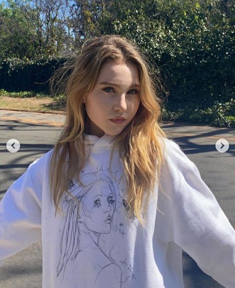 Ella Anderson- "seeing double 👯‍♀️ swipe to end to see my original art piece. so excited to finally get to share some of my pieces i designed myself. i freehand drew this stylized self portrait + everything else on the clothes using one continuous line, BUT im planning on speaking about the process all in depth during my live performance on saturday if you’re interested in my thoughts behind everything. i specifically drew it all with the purpose of it visually looking like a cool piece of clo Ella Anderson, Bored Kids, Seeing Double, Henry Danger, Patrick Star, My Live, Live Performance, Continuous Line, My Thoughts