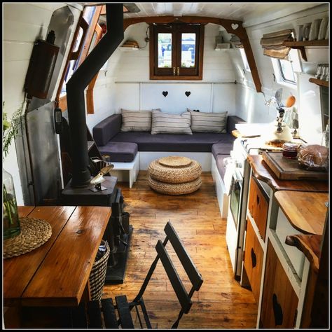 Canal Boat Layout, Canal Boat House, Wooden Boat Interior, Canal Boat Living, Canal Boat Interior Narrowboat, Widebeam Boat Interiors, Small House Boat, Narrowboat Interiors Inspiration, Narrow Boat Interior Ideas