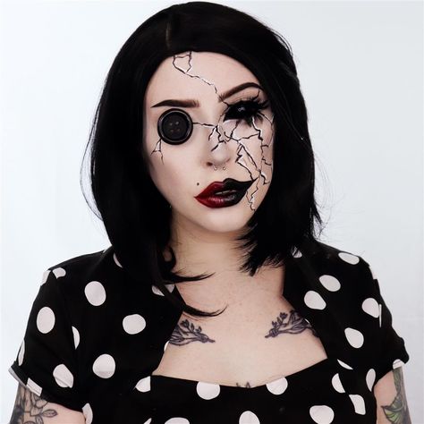 Coraline The Other Mother Halloween Makeup Look