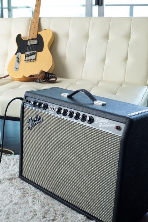 Fender Deluxe Reverb, Fender Guitar Amps, Fender Esquire, Guitar Exercises, Tiny Desks, Fender Deluxe, Guitar Amps, Guitar Photography, Fender Guitar