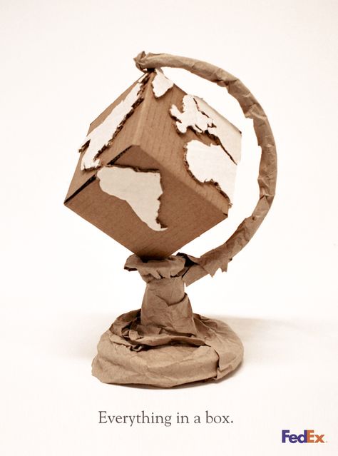 Cardboard Art Sculpture, Diy Karton, Cardboard Design, Cardboard Sculpture, Earth Globe, Idee Cosplay, Seni Origami, Cardboard Art, Furniture Plans Free