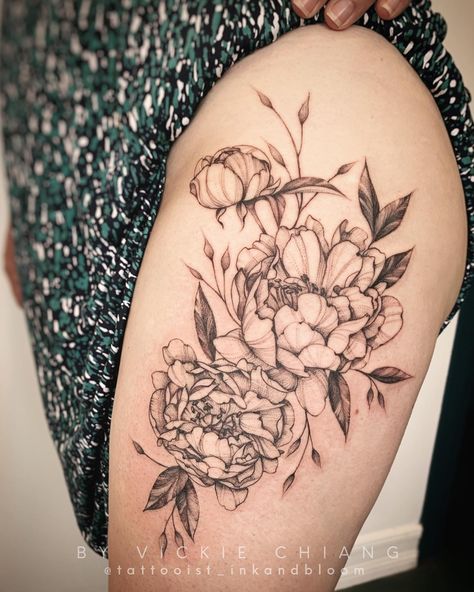 Peonies for Jaclyn ♡ #peoniestattoo #peonytattoo #peonies #peony #thightattoo #hiptattoo #blackandgraytattoo #floraltattoo #flowertattoo… | Instagram Peony Thigh Tattoo, Rose And Peony Bouquet, Flower Tat, Peony Tattoo, Peony Bouquet, Peonies Tattoo, Hip Tattoo, August 31, Ankle Tattoo