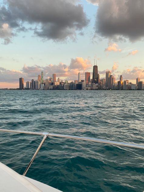 Lake, water, skyline, Chicago, city, yacht, luxury Lake Michigan Chicago Aesthetic, Chicago Summer Aesthetic, Lake Michigan Aesthetic, Chicago Lake Michigan, Honeymoon Vibes, Usa Life, Chicago Lake, Michigan Lake, Chicago Aesthetic