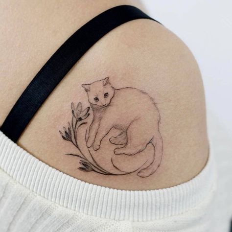 Kitty Tattoos, Blade Tattoo, Shoulder Blade Tattoo, 4 Tattoo, Cat Tattoo Designs, Парные Тату, Tattoo Cat, Tattoo Feminina, 문신 디자인