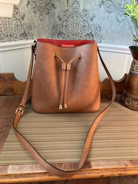 Upcycle Bags Ideas, Upcycle Purses Ideas, Purse Hanging Ideas, Brown Upcycled Shoulder Bag For Daily Use, Brown Upcycled Bag For Everyday Use, Hair Accessories Organization, Upcycled Leather Bag For Daily Use, Restoring Leather Purse, Affordable Vintage Upcycled Shoulder Bag