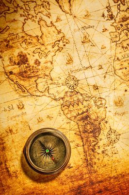 Foto stock: Vintage · bússola · antigo · mundo · mapa · vida                                                                                                                                                                                 Mais Ancient World Maps, Navi A Vela, Map Compass, Vintage Compass, Map Tattoos, Watercolor Card, Ancient Maps, A Compass, Old World Maps