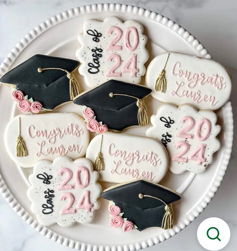 Graduation Cookies 2024, High School Graduation Cookies, Graduation Cakepops, Nurse Grad Parties, Nursing School Graduation Party, College Grad Party, Promotion Party, Decorate Cookies, Graduation Party Planning