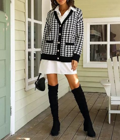 Product id: 1005001579797405 Houndstooth Cardigan Outfit, Oversized Knitted Cardigan, Emily In Paris Fashion, Houndstooth Cardigan, Cardigan Outfit, Cardigan Oversized, Sweater Autumn, Neck Women, Oversized Jumper