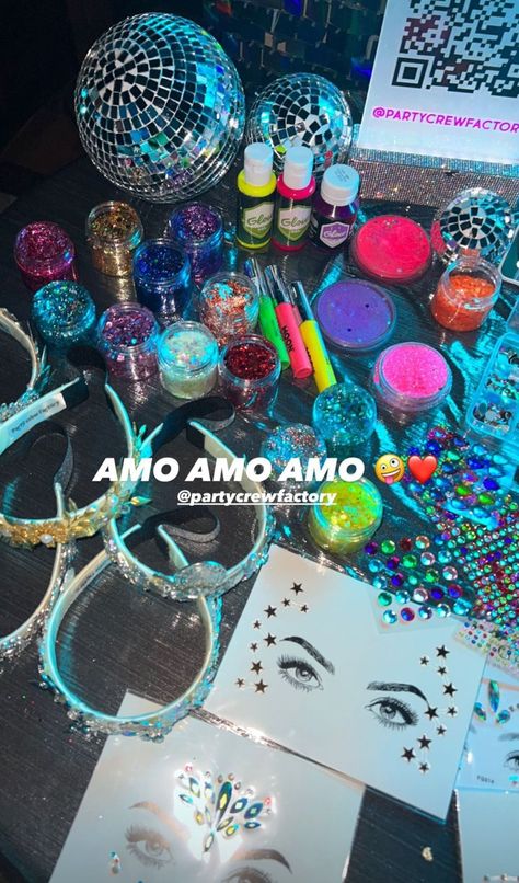 Rave Bday Party, 30th Birthday Rave Theme, Neon Themed Birthday Party Decoration, Diy Disco Party Decorations, Rave Birthday Party Ideas, Glitter Bar Ideas, Disco Party Ideas Decoration, Glitter Party Ideas, Disco Bday Party