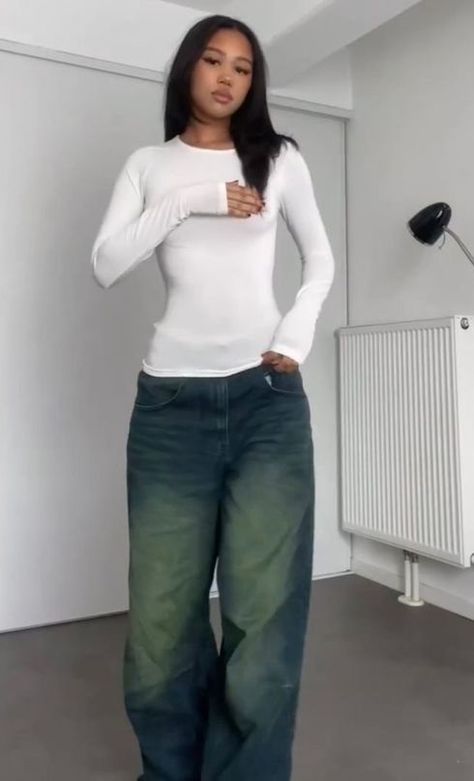 PANTS LINKED TO PIN | outfit, outfit inspo, outfit ideas, dream clothes, shoes, fashion inspo, fashion outfits, fall outfits, fall 2024 fashion trends, spring outfits, summer outfits, winter outfits, outfit ideas for school, vintage, clean girl, aesthetic, y2k, y2k outfits, baggy jeans, oversized jeans, blue washed jeans, low waist jeans, outfit ideas for school, school fits highschool, august outfits, back to school fits, fall outfits 2024, everyday outfits, college outfits, school outfits, ny Pakaian Hipster, Glamouröse Outfits, Mode Emo, Mode Hipster, Mode Zara, Kleidung Diy, Tomboy Outfits, Looks Street Style, Stil Inspiration