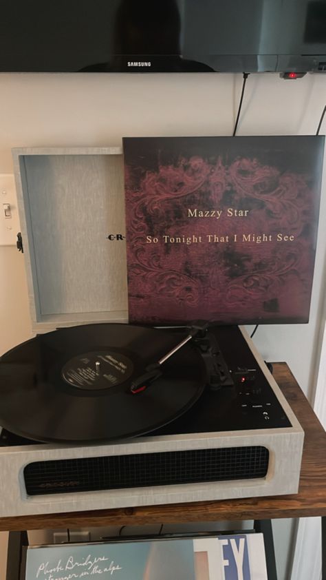 Mazzy Star Vinyl, Record Player Room, Hope Sandoval, Dream Feed, Cherry Blossom Girl, Vinyl Aesthetic, Empire Records, Girl With Headphones, Star Vinyl