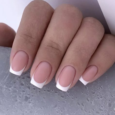 Ideje Za Nokte, Primark Nails, Plain Acrylic Nails, French Manicure Nail Designs, Stitch Drawings, Mobile Nails, Manicure Nail Designs, Gel Polish Manicure, Broken Nails