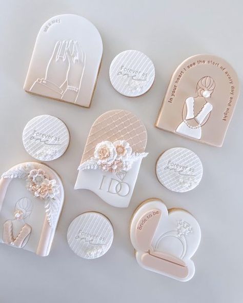 Engagement Party Cookies, Wedding Biscuits, Bride Cookies, Wedding Shower Cookies, Engagement Cookies, Bridal Cookies, Cookies Decoradas, Family Cake, Candy Bar Wedding