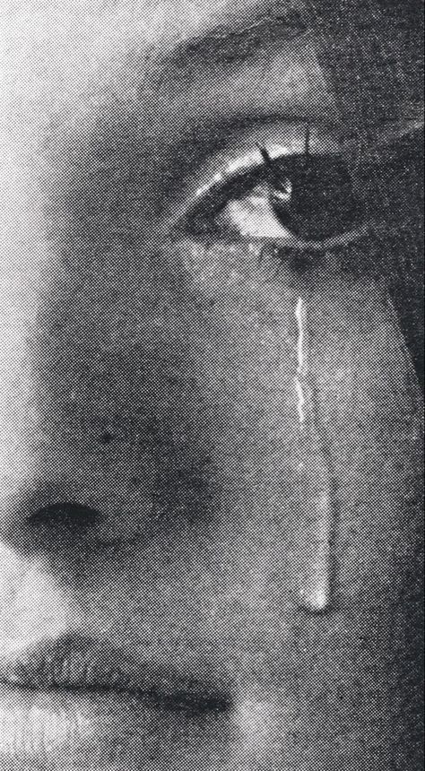 #cry #teardrop #healing #healingenergy #goodenergy #sadgirl #lanadelrey Twin Peaks Fire, Carrie White, Marianne Faithfull, Moon Princess, Grey Art, Tear Drop, Pretty Things, Vision Board, Abstract Artwork