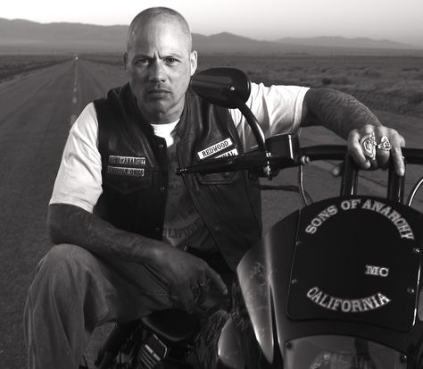 Happy (david labrava) Promo Pic Sons Of Anarchy Happy, Happy Lowman, David Labrava, Sons Of Anarchy Motorcycles, Sons Of Anarchy Samcro, Dragon Comic, Jax Teller, Charlie Hunnam, Sons Of Anarchy