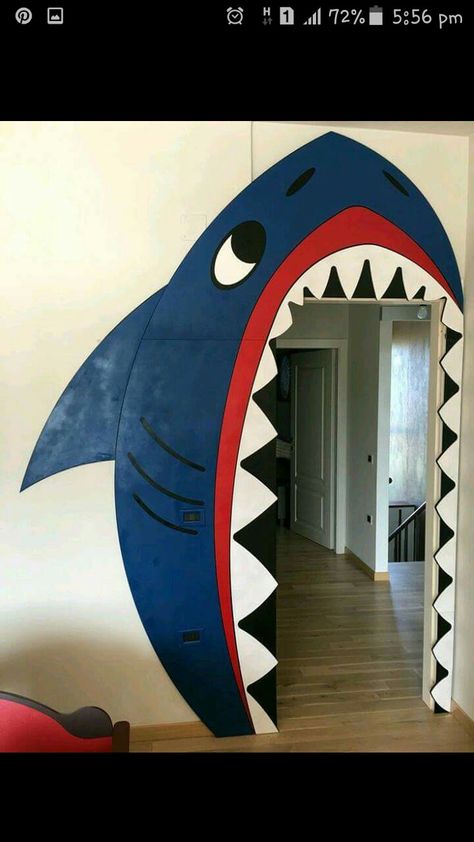 Sınıfım Shark Bedroom, Shark Room, Halloween Classroom Decorations, Halloween Classroom, Wall Painting Decor, Wall Paint Designs, Classroom Door, Boys Bedrooms, Door Decoration