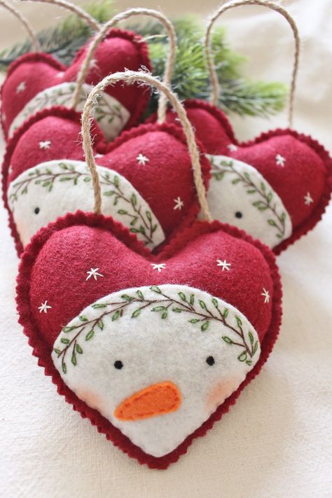 Hand Embroidered Peeking Snowman Heart Ornaments | A sweet l… | Flickr Noel Embroidery, Peeking Snowman, Diy Felt Christmas Ornaments, Felt Crafts Christmas, Christmas Felt, Felt Christmas Decorations, Felt Projects, Ornament Ideas, Wool Projects