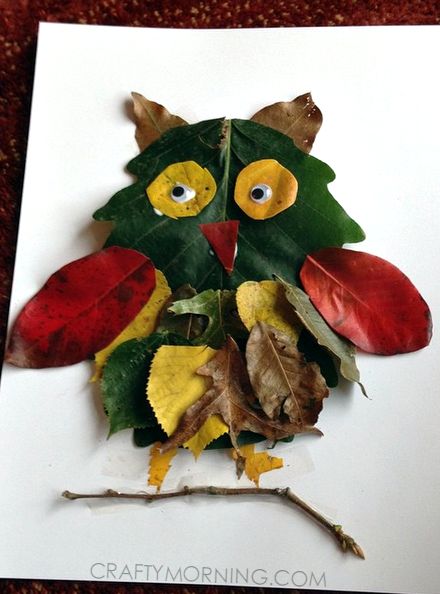 Make a leaf owl for a fall craft! Kids will love it. Leaf Crafts Kids, Hedgehog Craft, Autumn Leaves Craft, Crafty Morning, Summer Art Projects, Leaf Projects, Sunflower Crafts, Leaf Animals, Fall Art Projects