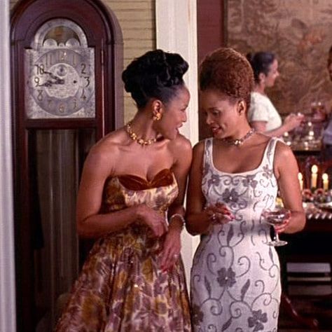 Black Love Images, Feminine Black Women, Lynn Whitfield, Black Southern Belle, Vintage Black Glamour, American Princess, Black Femininity, Black American, Black Excellence