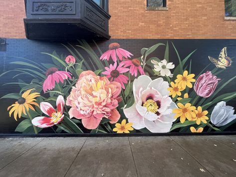 Wedding Mural Painting, Large Flower Mural Wall Paintings, Ouizi Mural, Barn Mural, Flower Murals, Garage Mural, Floral Murals, Trio Art, Louise Jones