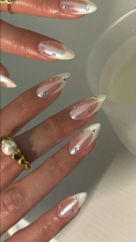 Wedding Nails 2024, Stylish French Nails, Swaggy Nails, Grad Nails, Wife Nails, Paznokcie Hello Kitty, White Chrome Nails, Nails Tech, Birthday Nail