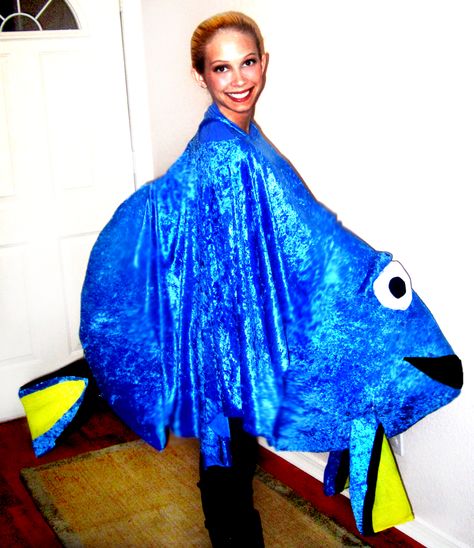 Homemade Finding Nemo's "Dory" costume created by my wonderful sister and brother in law! Cardboard, fabric, batting, and a sewing machine are all it took. Less than 20 dollars to make and to buy one off of eBay would have been over 100 dollars! Kudos to sister! Finding Dory Costume Diy, Dory Costume Diy, Diy Dory Costume, Nemo And Dory Costume, Finding Nemo Costume Diy, Finding Dory Costume, Halloween List, Dory Costume, Finding Nemo Costume