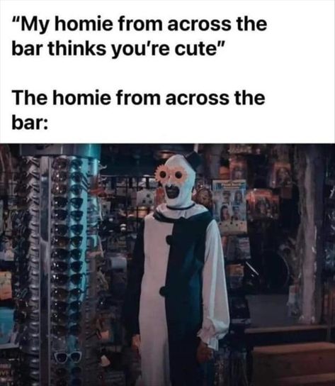 Clown Pics, Dark Funny, Horror Movies Funny, Halloween Memes, Scary Movie Characters, Horror Villains, Horror Movie Icons, Funny Horror, Friends Funny Moments