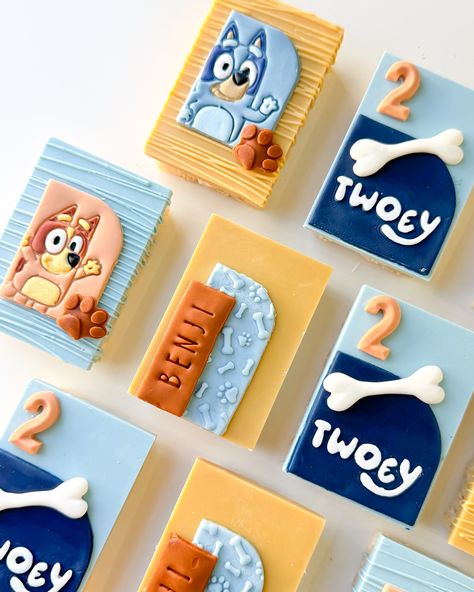 Bluey themed cakesicles and Rice Krispies for Benjy’s 2nd Birthday. #bluey#blueycakesicles#blueyricekrispies#blueytreats#lasvegas#lasvegastreats#cakesicles#cakesiclesofig#dippedricekrispytreats 2nd Birthday Bluey, Rice Krispies, 2nd Birthday, Las Vegas, Rice, Birthday, Quick Saves