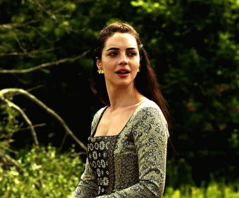 Adelaide Kane Gif Reign, Mary Reign Gif, Mary Queen Of Scots Reign Dresses, Reign Mary Stuart, Mary Stuart Reign, Reign Gif, Queen Mary Reign, Adelaide Kane Gif, Mary Sibley