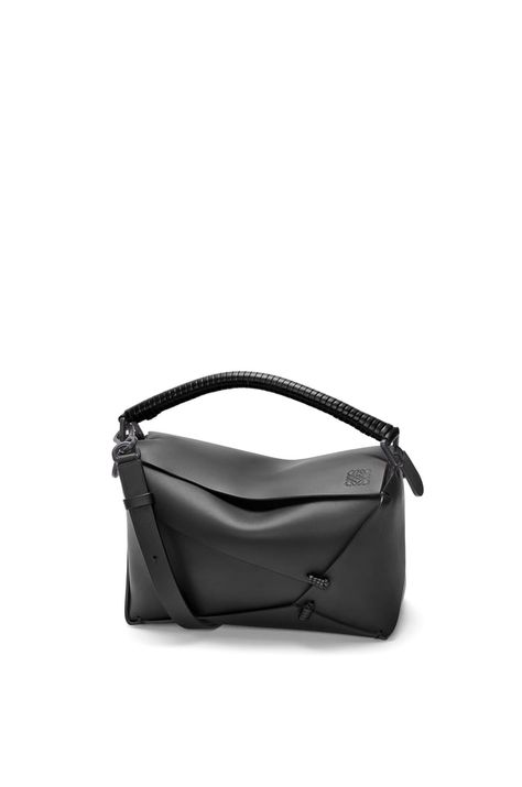 LOEWE Petit sac Puzzle en cuir de veau Noir Small Puzzle Bag, Loewe Puzzle Bag, Denim Wallet, Alesha Dixon, Loewe Puzzle, Jonathan Anderson, Puzzle Bag, Japanese Bamboo, Large Wallet