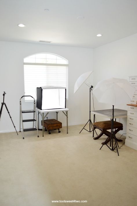 Home Studio Setup Photography, Food Photography Setup, Studio Setup Photography, Photography Home Studio, Home Photography Studio Setup, Photo Studio Interior, Small Photo Studio, Small Wooden Crates, Food Photography Studio