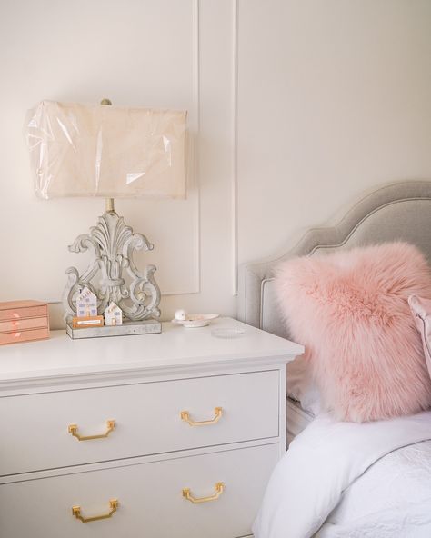 How is it that I got the biggest bedside table I could find and it’s still not enough storage 😭 thinking about getting an ottoman lift up storage bed to put my pillows in so they aren’t just on the floor 24/7 when the beds not decorated ! 🎀🌸✨🎀🌸✨🎀🌸✨🎀🌸✨ #pinkhomeinterior #pinkhome #pinkbedroom #pinkcreator #pinkcreators #pinkugc #pinkugccreator #pink #pinkaesthetic #rosa #pinkflowers #pinkpinkpink #pinkflower #pinklover #pinkvilla #pinks #pinkmakeup #pinklove #aesthetic #aesthetics #aestheti... Big Bedside Tables, Lift Up Storage Bed, House Decorating, Pink Bedroom, Pink Makeup, Storage Bed, On The Floor, Pink Love, Not Enough