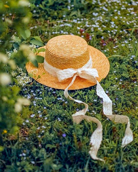 Straw wreath