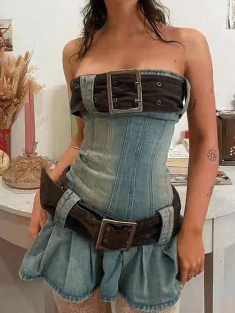 2023 Buy Chunky Belted Strapless Denim Mini Dress under US$47 in Dresses Online Store. Free Shipping with US$69+. Check reviews and buy it today. Style: Casual/Street/Y2K/Vintage/Sexy/Punk/Hip Pop Fabric Content: Cotton, Polyester, Spandex #y2k #retro #aesthetic #90s #90sfashion #fairy #grunge #grungefashion #vintage #vintagestyle #backtoschool #backtoschooloutfits #firstdayofschooloutfit #spring #summer #summerstyle #streetstyle #outfits #ootd #trendyoutfits #fashionista #casualoutfits #denim Fitted Denim Dress, Street Y2k, Womens Denim Dress, Denim Midi Dress, Trendy Denim, Jean Vintage, Jean Flare, Dress Stores Online, Belted Shorts