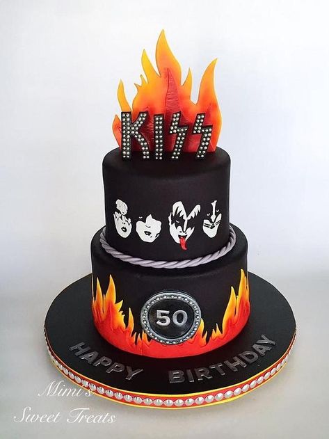 Kiss Band Party, Kiss Birthday Party, Banda Kiss, Kiss Party, Gothic Cake, Cake Band, Rock And Roll Birthday, Metallic Cake, Rock Star Birthday