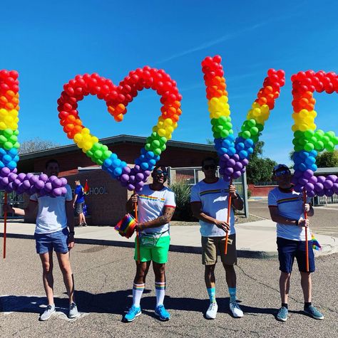 Parade Balloons should be Colorful, fun, memorable! The Balloon People have won awards for our Parade entries over the years. #BalloonDecor #balloonpeopleaz #BalloonEvents #CustomDesigns https://theballoonpeople.net/balloon-decor-services Pride Balloon Garland, Pride Balloon Decorations, Pride Balloon Arch, Pride Balloons, Pride Month Decorations, Pride Party Decorations, Pride Float, Pride Parade Ideas, Balloon People