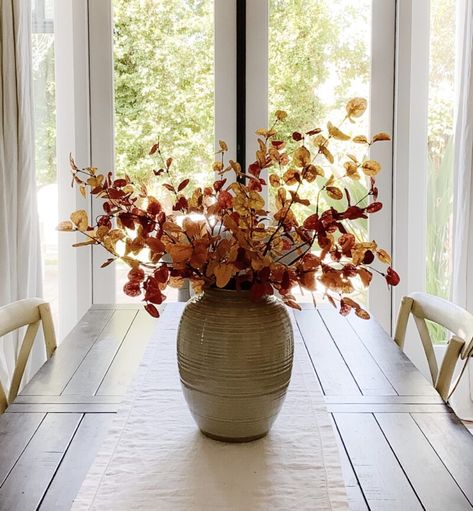 Simple Halloween Decor Vase Halloween Decor, Small Vases With Flowers Fall, Glass Vase Fall Decor Ideas, Fall Branches In Vase, Simple Fall Vases, Fall Stems, Autumnal Flowers Gor Vase, Simple Halloween Decor, Mantle Design