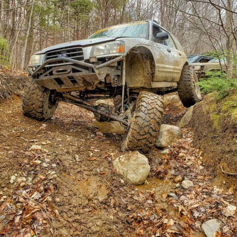 Biggest Lifted Subaru On Earth? Jake’s 2003 One-Ton Forester Build Subaru Forester Lifted, Lifted Subaru, Chevy Blazer, Rock Sliders, Subaru Crosstrek, Truck Wheels, Roll Cage, Subaru Forester, Toyota 4runner