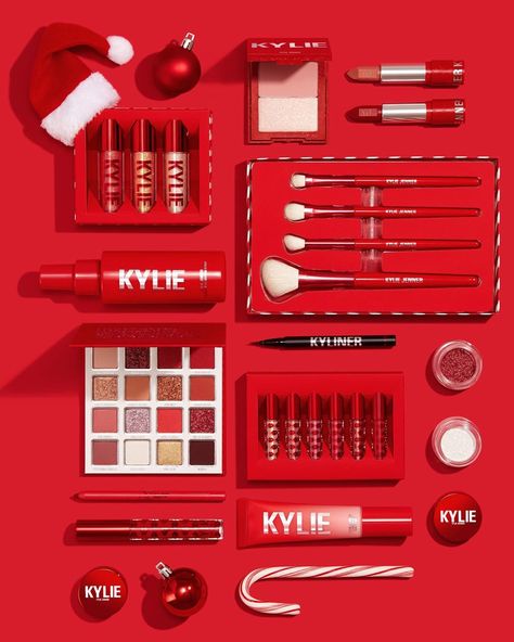 Kylie Kardashian Makeup, Kylie Holiday Collection, Kylie Jenner Collection, Kylie Cosmetics Holiday Collection, Maquillaje Kylie Jenner, Kylie Collection, Kardashian Makeup, Kylie Makeup, Lipstick Kit