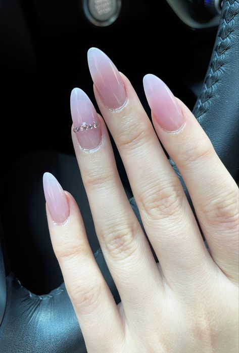 Red Nail Designs For Prom, Prom Nails Green, Nail Designs For Prom, Nails Champagne, Nails Cream, Black Prom Nails, Pink Almond Nails, Almond Nails Pink, Nails Charms