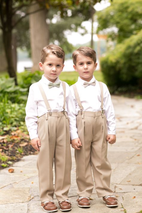 Brown Ring Bearer Outfit, Ring Bearer Outfit Khaki Pants, Gold Ring Bearer Outfit, Ring Barrier Outfit, Ring Bear Outfit, Ring Bearer Outfit Suspenders, Pageboy Outfits, Rustic Wedding Outdoor, Khaki Wedding